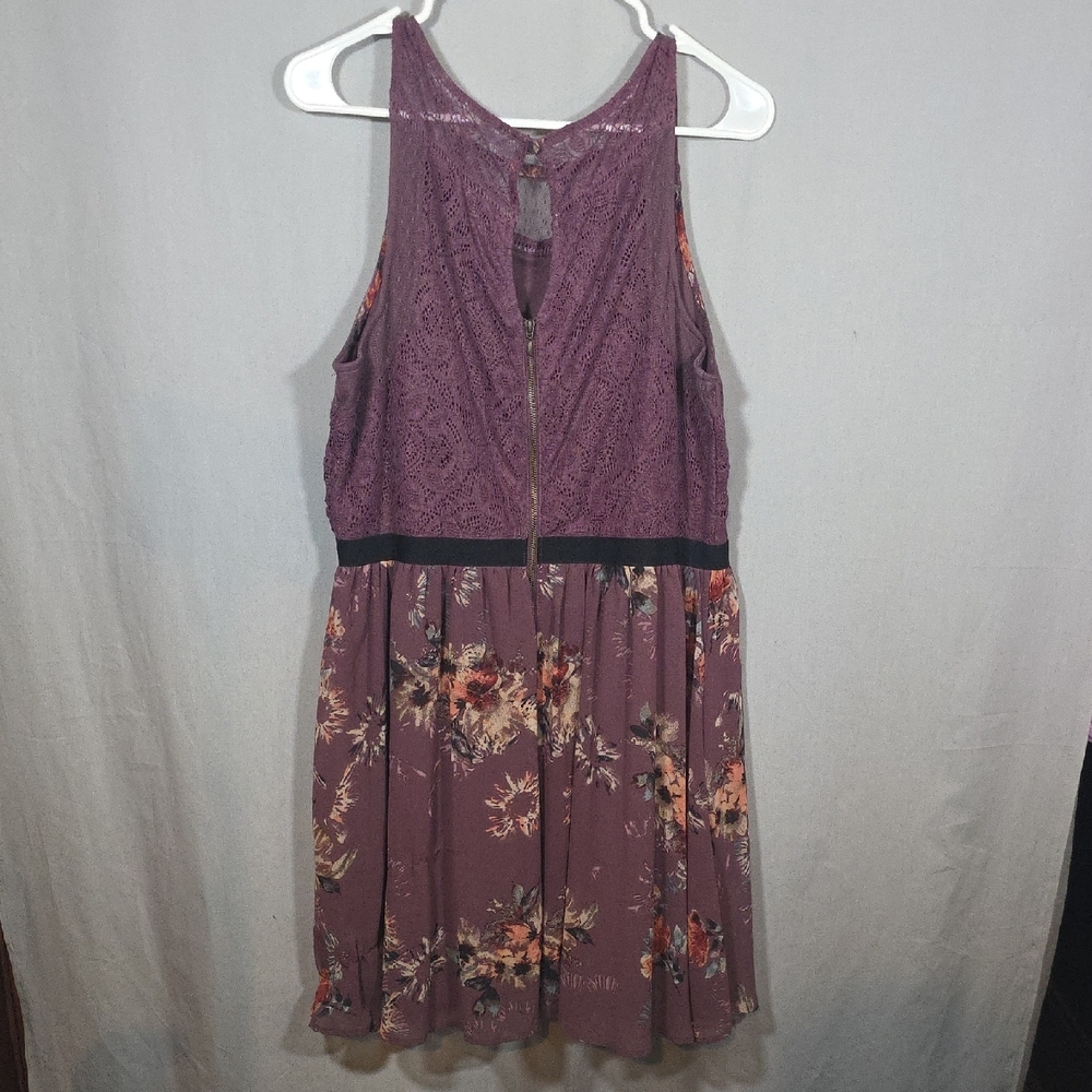 Xhilaration Floral Lace Halter Dress Women's Size XL - Picture 2 of 3
